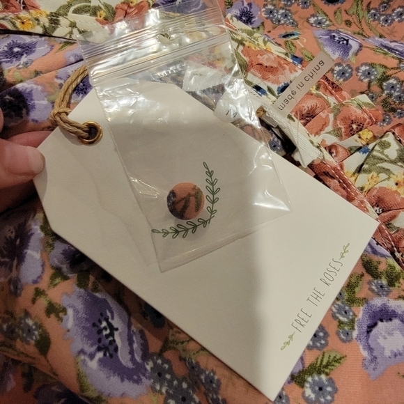 NEW Free The Roses Floral Multi Color Dress Layered Ruffles Long sleeves Size M - Picture 13 of 17